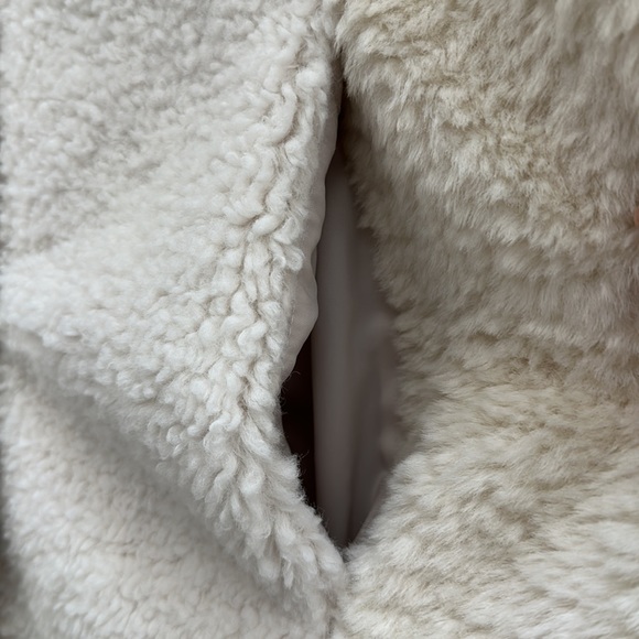 BCBGMaxAzria Coat - Picture 3 of 9